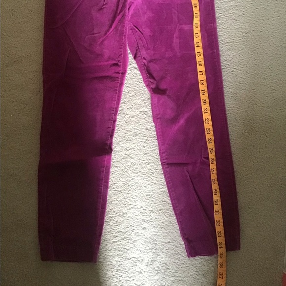 ⛄️ Old Navy soft, velour-like mid-rise Pixie pant - Picture 7 of 9
